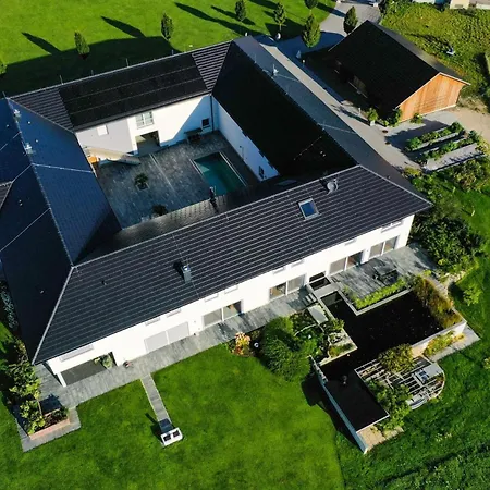 Omg Obermoesingergut Christkindl * 슈타이어